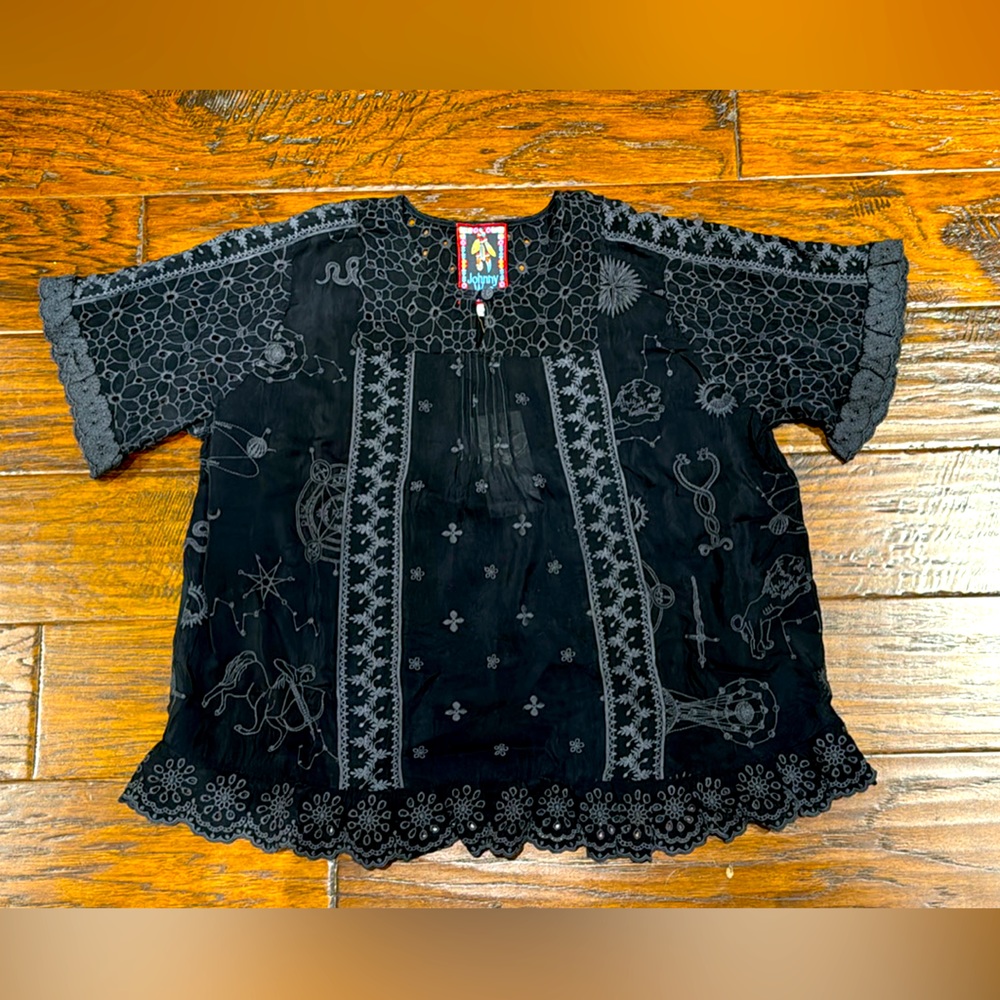 Johnny Was top, size small